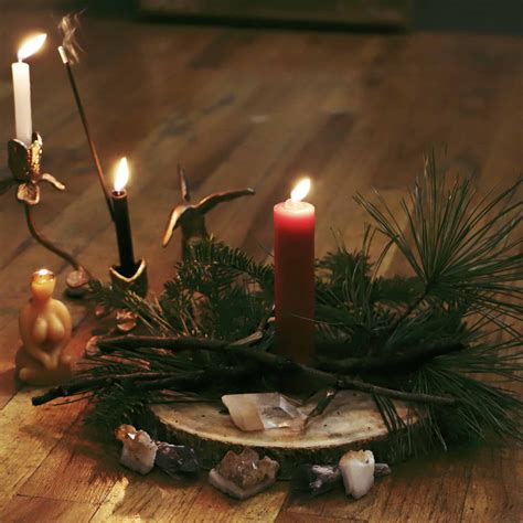 Wiccan yuletide practices